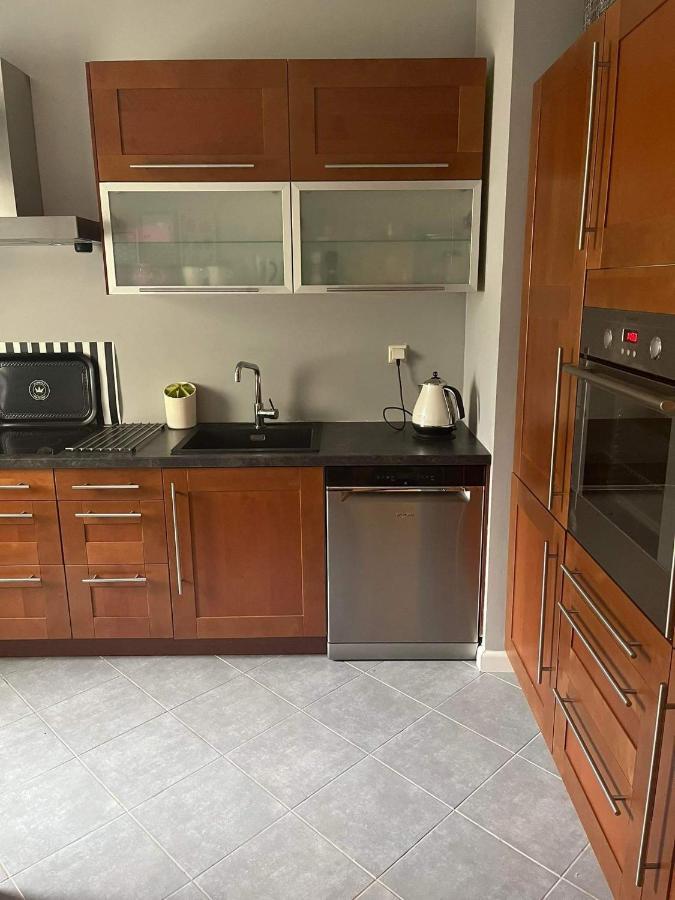 Apartmán Klimatyzacja - Przy Centrum Onkologii Klinice Novum Dla Pary Badz 4 Osob *